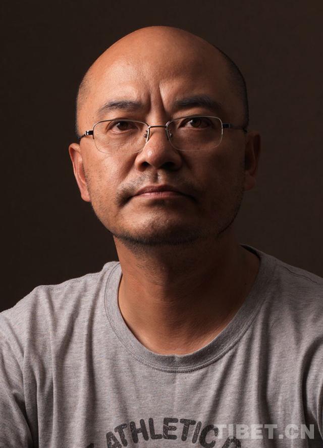 于小冬的“西藏面孔”：画作中看见真实纯粹