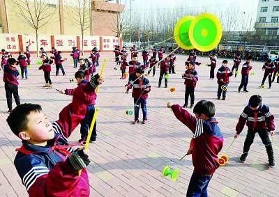 河北吴桥：以杂技为媒 兴文化之风