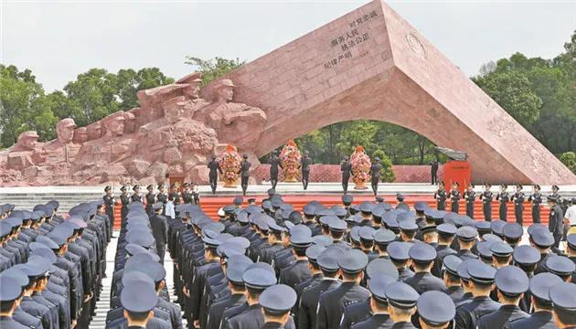 「速递」王毅与新加坡外长相会武夷山；20年了，"81192,请返航！";港台退出所有奖项评选