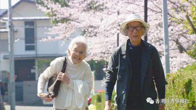 全球高龄退休成趋势，香港人养老靠什么？