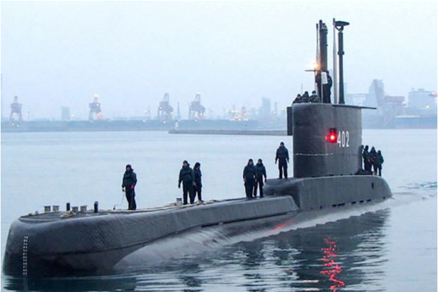 专家：印尼失踪潜艇可能会被海水压力破坏成碎片
