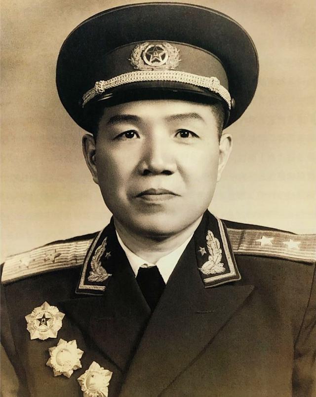 卢胜将军：不畏牺牲英勇斗争，在新加坡被英国殖民者用冰刑折磨