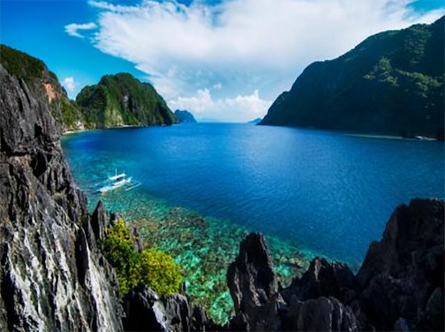 马六甲海峡：中国的依赖、美国在暗虎视眈眈
