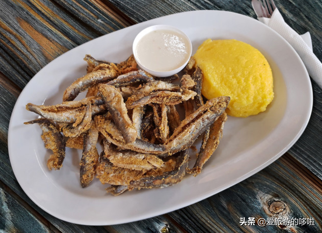 奶粥配饼，巧克力粥配咸鱼？看完这些，粥做成什么样我都不惊讶了