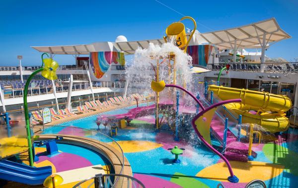 世界最大豪华邮轮“海洋奇迹号”2022年中国启航