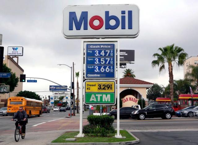美国人印了那么多钱，他们自己的物价上天了吗？