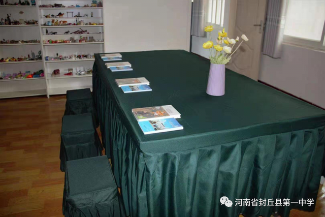 公益读书会：最美人间四月天，最美莫过读书时