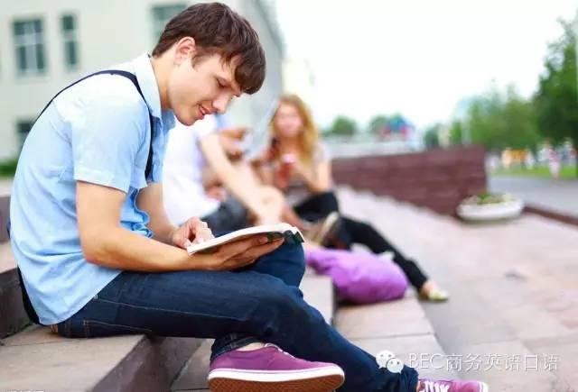 在国外，CCTV可不是中央电视台