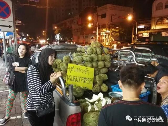 泰国新加坡马来西亚游：经香港到曼谷，吃鱼蛋粉，狂吃榴莲