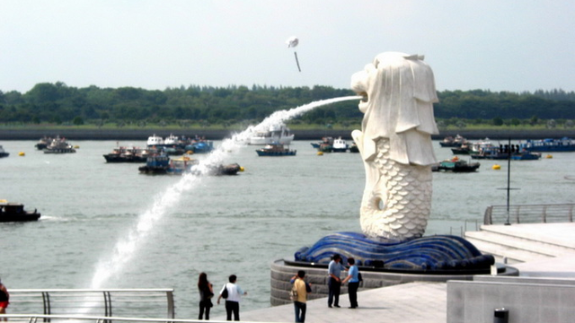 新加坡媒体为新疆发声！赵立坚：国际上客观公正涉疆声音越来越多