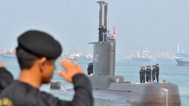 黄金72小时已过，印尼潜艇宣布沉没，53名水兵葬身海底铁棺材