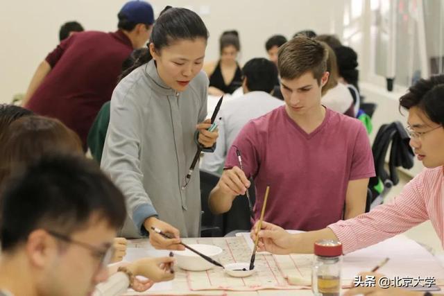 读懂中国，再塑“我们”——燕京学堂，生日快乐！