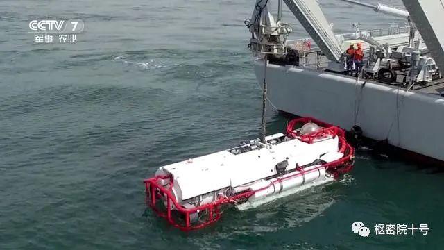 中国此时派舰船协助印尼救援失事潜艇是何意？