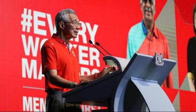 新加坡总理李显龙：遵守抗疫措施 避免再次实施阻断