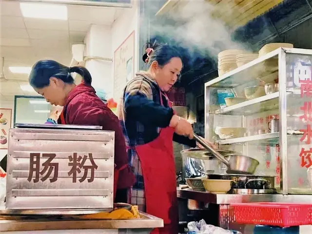 厦门这个地方，浓浓烟火味，越夜越火爆！