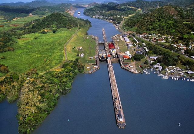 巴拿马运河：人造捷径，打造物流集群
