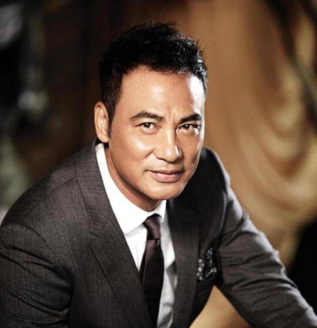 坐拥几十亿房产，向华强都不敢惹，任达华才是港圈“真大佬”？