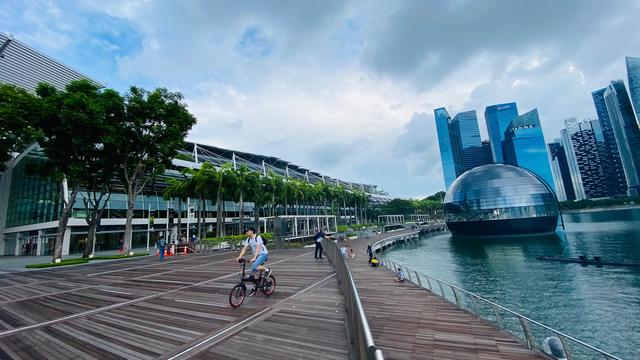 新加坡16日开始收紧防疫措施