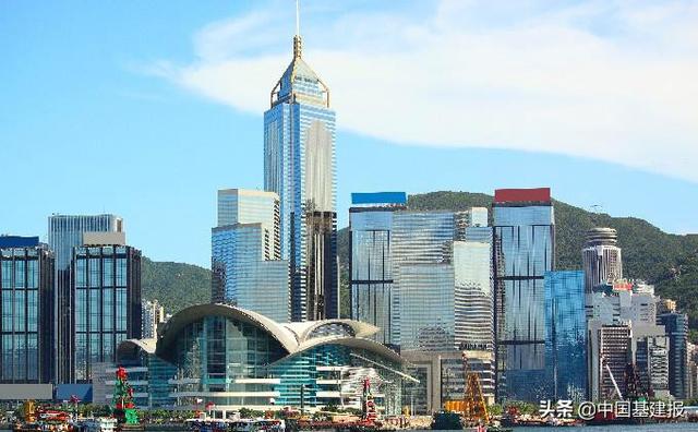 香港疫苗接种率远低于纽约伦敦和新加坡，香港商业中心或将边缘化