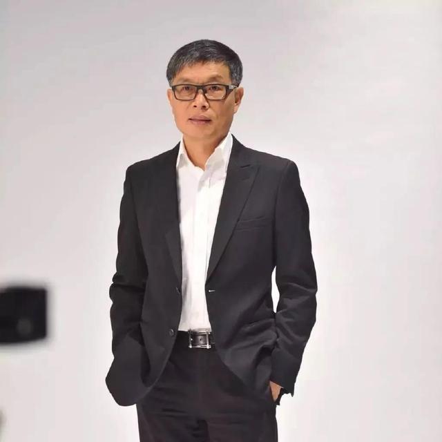 美的集成灶超越浙系厨电 首次挺进行业前三