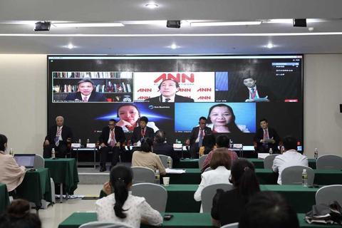 RCEP区域发展媒体智库论坛媒体分论坛在海口举行