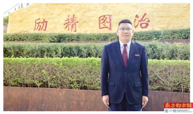 拥有强劲师资和特色创新课程 以“办中国一流附中”为办学目标