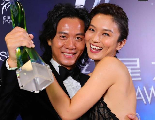 戚玉武，来自广州的新加坡知名演员