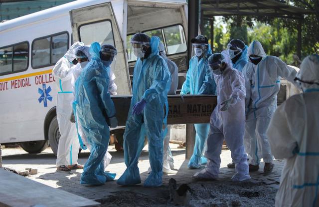 海外疫情早报：泰国工厂聚集感染逾1600人确诊，尼泊尔疫情堪比印度