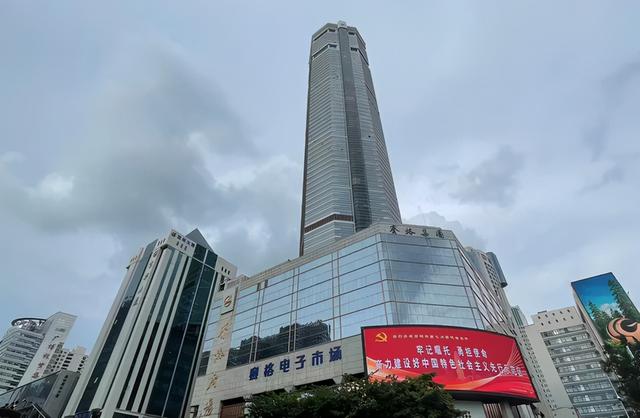 晃动深圳赛格大厦需要多少个胖子