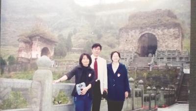 康韵梅｜永忆有情游——纪念赵昌平先生