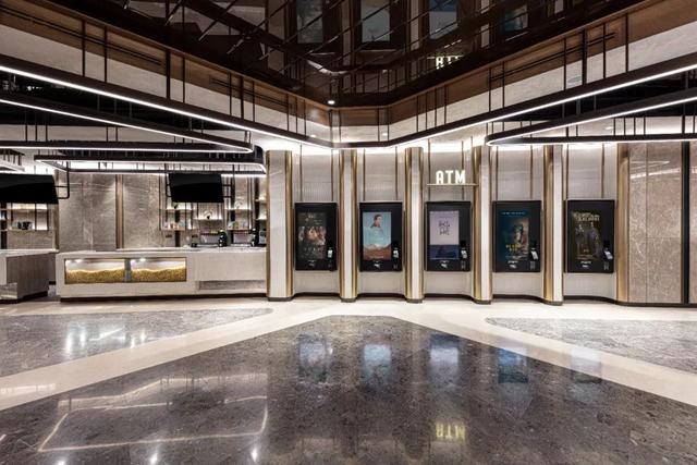 OFT设计丨马来西亚悬浮城市 英皇首家海外影院曝光