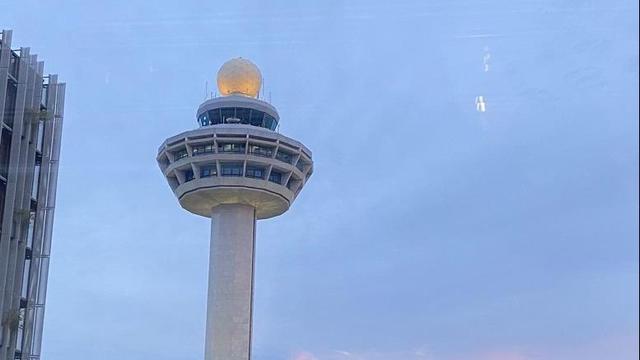 为减少变种病毒传入风险 新加坡再次收紧边境管控