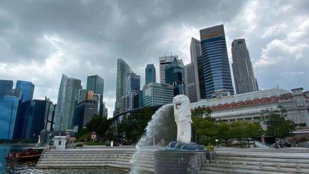 新加坡一名公务员因泄露防疫信息被捕