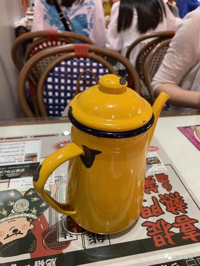 香港有家茶餐厅，开到福田后爆红，不禁勾起了新加坡的记忆