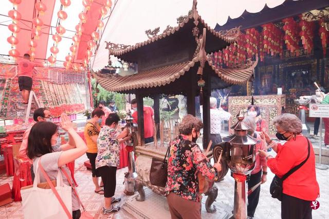 新加坡：重视宗教的重要意义与作用
