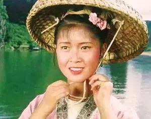 60年了！她只要一开口就是绝对的女主角