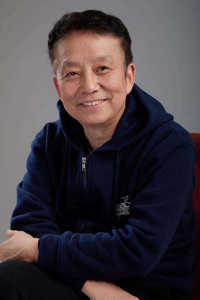 第24届上海国际电影节金爵奖评委揭晓，黄建新任评委会主席