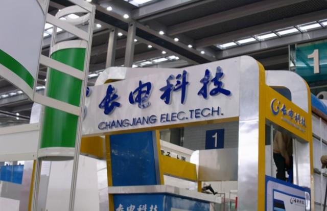 中国一家内衣工厂，蜕变成世界级芯片巨头，成功跻身全球第三