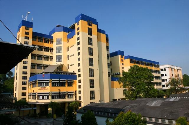 马来西亚排名第一的公立大学推荐——马来亚大学