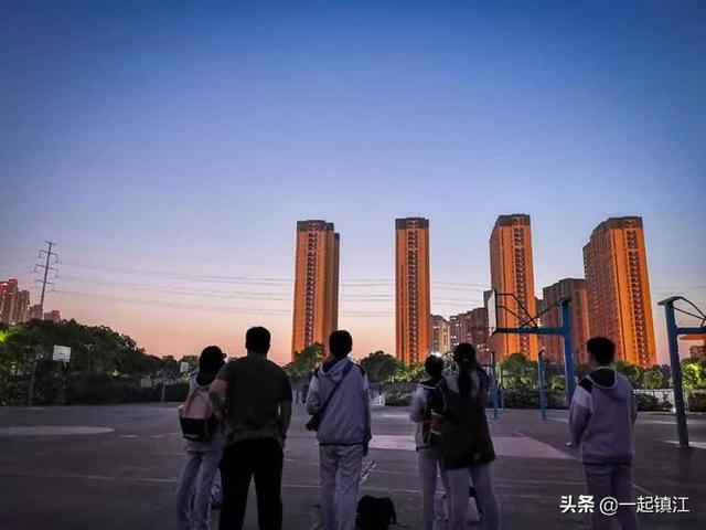 优秀！镇江第一中学学子被新加坡南洋理工大学录取