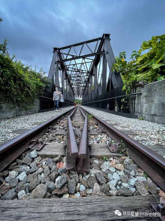 李显龙总理放假啦！“期待条例放宽后，可以再次到户外走走”