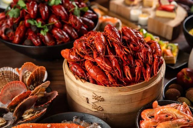 小龙虾怎么吃才过瘾？这9家酒店给你答案