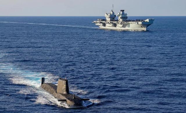 英国航母进入南海，将与美航母汇合，组成世界最大规模F-35机队