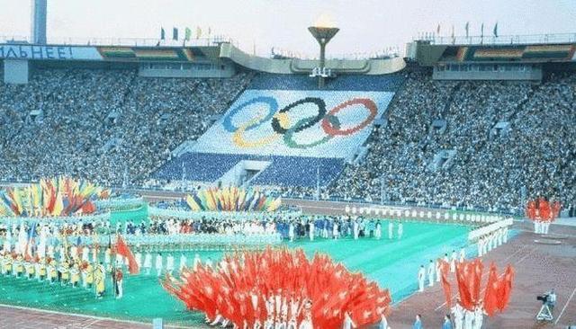 混双决赛痛失冠军，刘诗雯哭着说对不起！东京奥运会日本如愿了