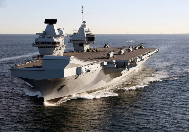 英国航母进入南海，美媒怂恿其强闯中国领海，我使馆已经划下红线