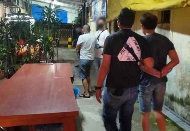 新加坡当局取缔芽笼非法活动，54男女接受调查