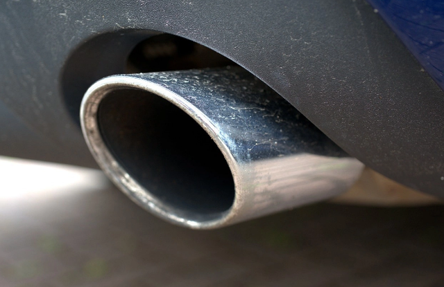 加拿大宣布2035起禁售燃油车