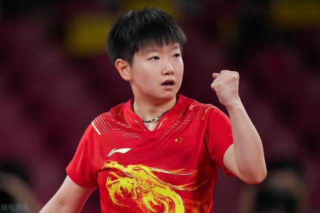 过瘾！孙颖莎4-0横扫伊藤美诚晋级决赛，替陈梦打脸日本媒体