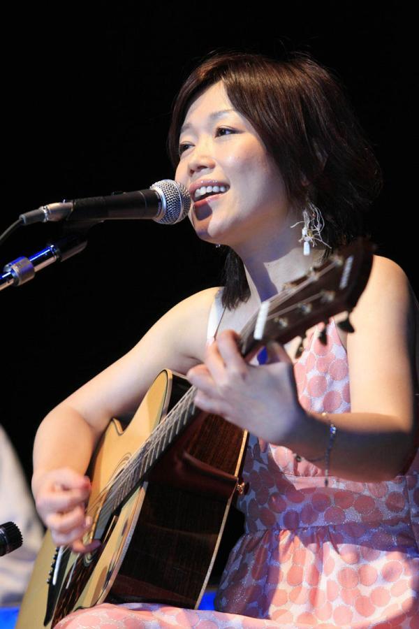 48岁歌手巫慧敏因病去世，12岁上海成名，19岁赴日发展，曾登上红白歌会