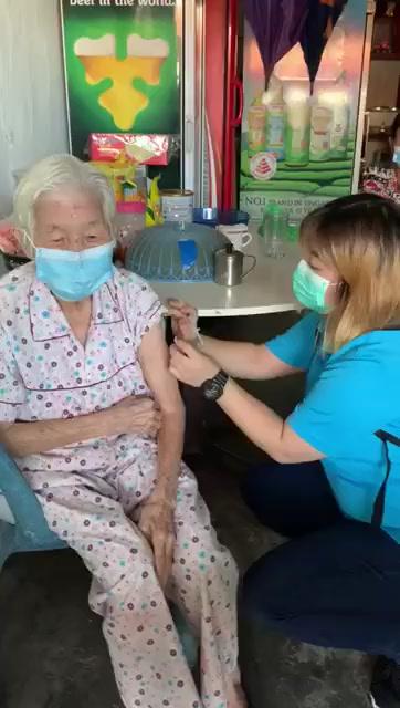 mRNA疫苗能大幅降低感染概率；这些居民必须14天定期检测